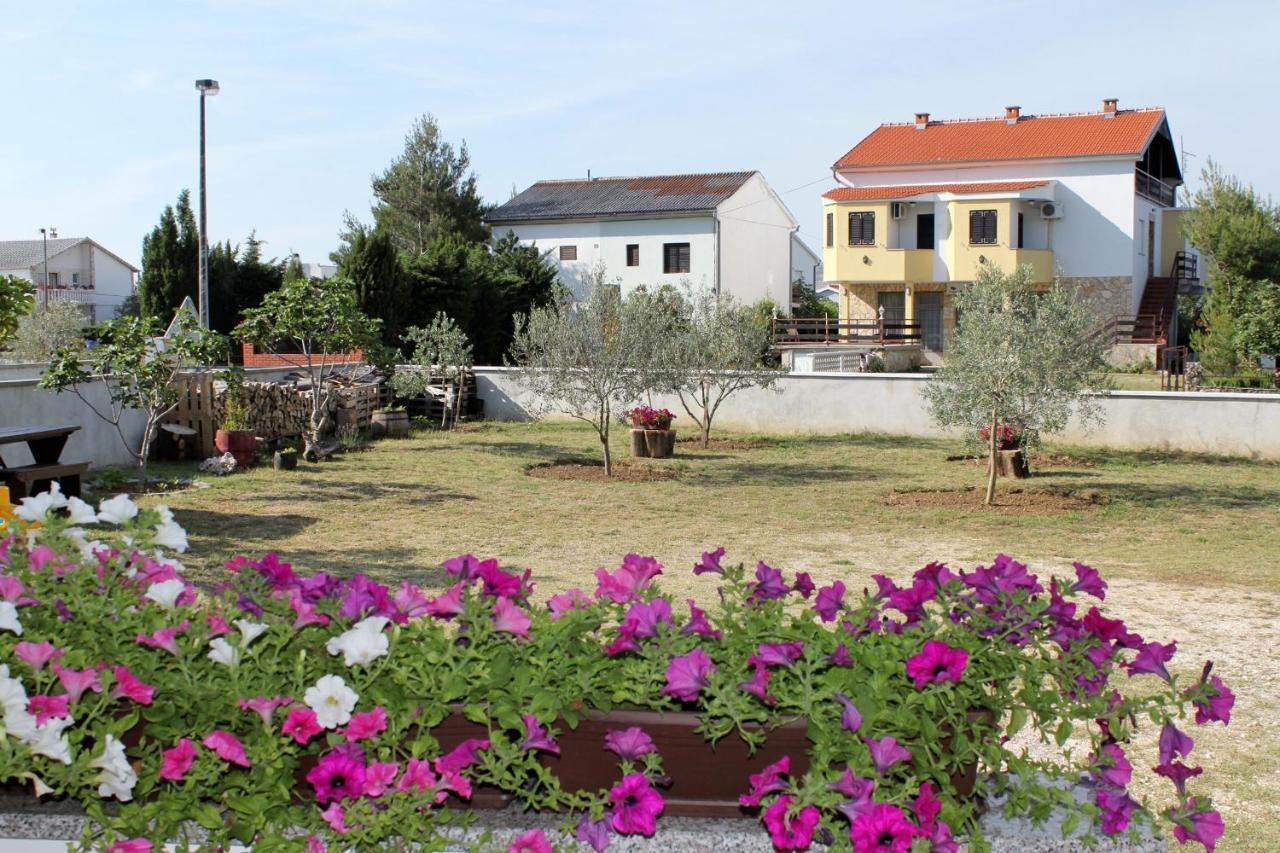 Apartments With A Parking Space Seline, Paklenica - 6603 Starigrad Paklenica Exterior foto